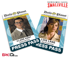 Daily Planet 'Smallville' Press Pass — Lois Lane & Clark Kent Couple Set